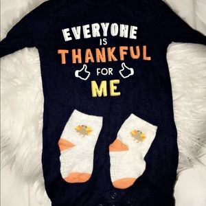 Uni-sex thanksgiving outfit